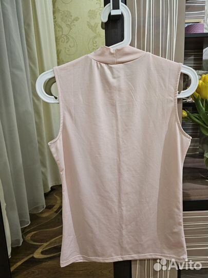 Топ без рукавов с горлом incity