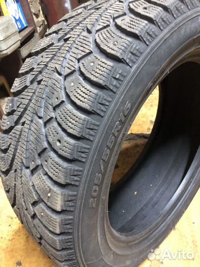 Hankook Winter I'Pike 205/55 R15