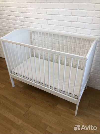 Кроватка, матрас, бортики, простынки IKEA