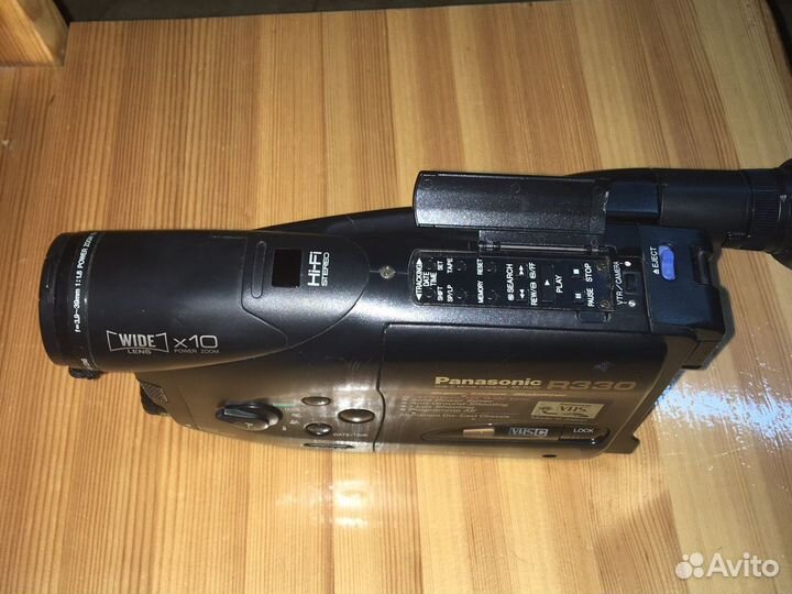 Видеокамера Panasonic R330