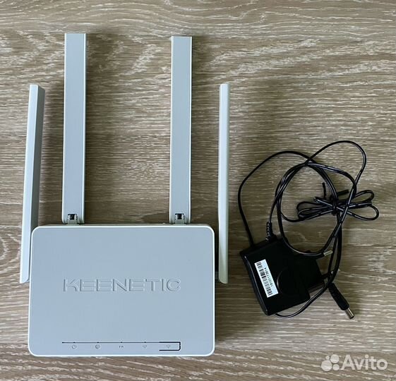 Wifi роутер Keenetic Air (kn-1610)