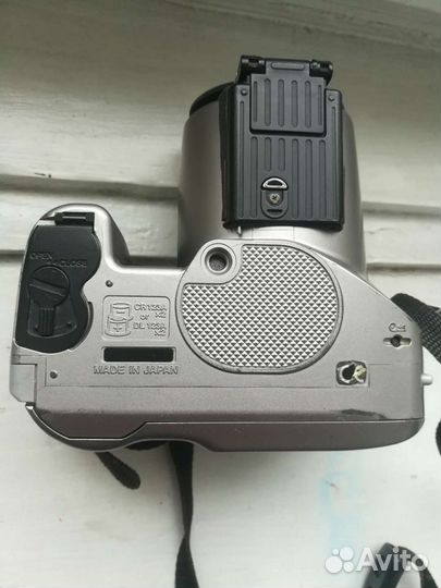 Компактный фотоаппарат