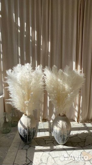 Мастер по изготовлению ваз, кувшинов