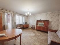 квартира в центре питера. квартиры 2х комнатные вторички в питере. вторичка. 5 комнатная квартира в питере. проспект большаков санкт петербург квартира.