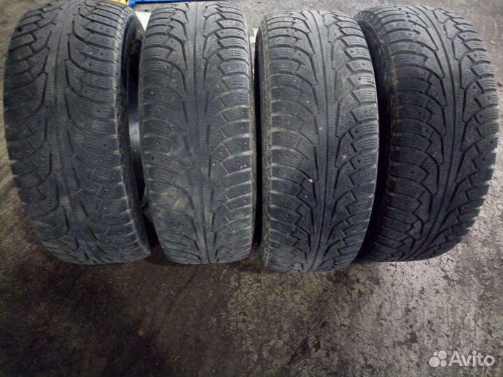 Nokian Tyres Hakkapeliitta 5 SUV 265/65 R17