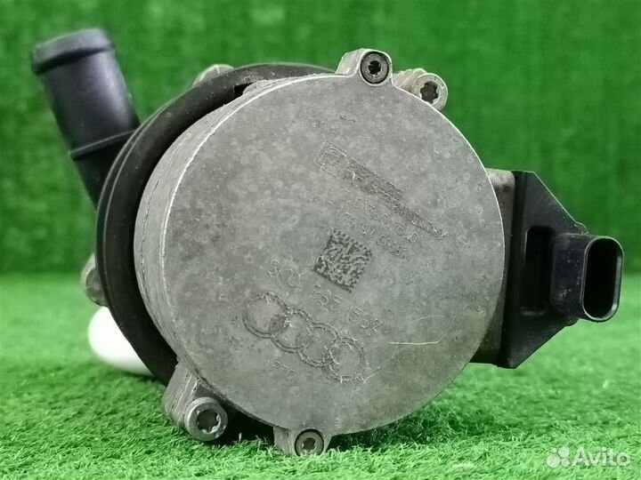 Насос водяной дополнительный (помпа) Audi A6 (C7