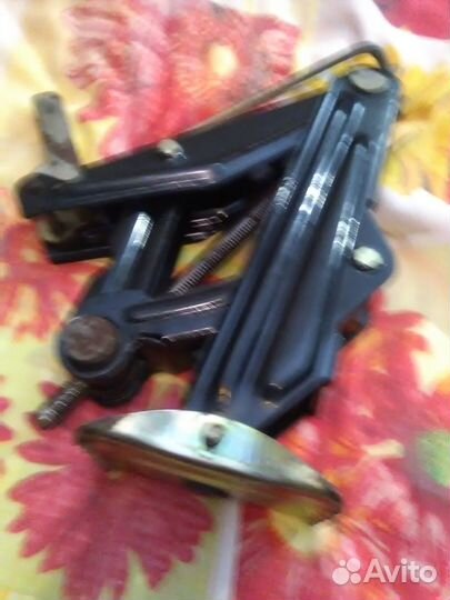 Домкрат рычажно винтовой Слафт Россия