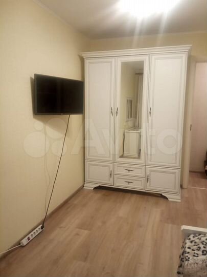 2-к. квартира, 43 м², 3/5 эт.