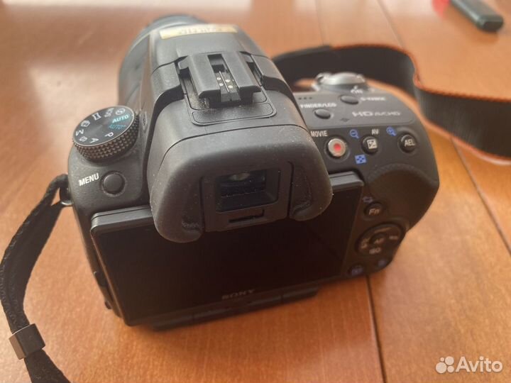 Зеркальный фотоаппарат sony n50 SLT A33