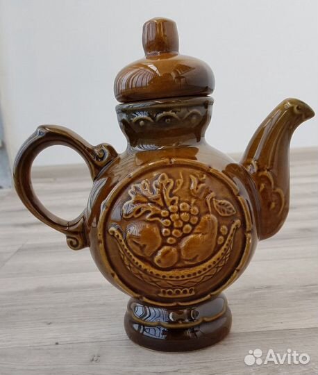 Сервиз чайный заварник сахарница