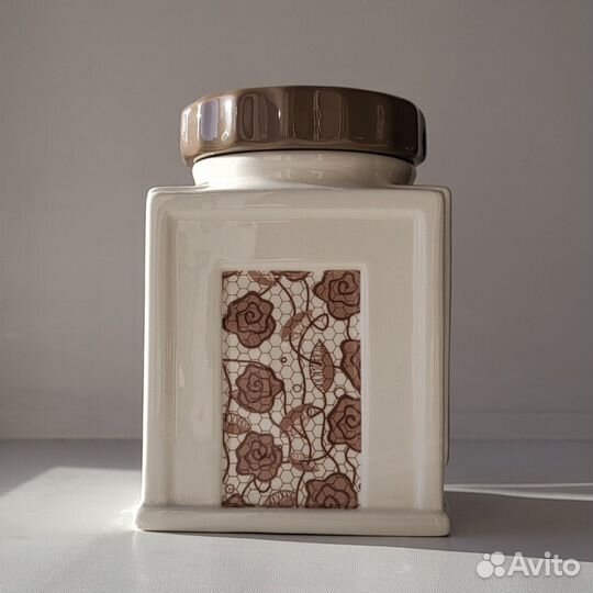 Керамическая банка для сыпучих продуктов