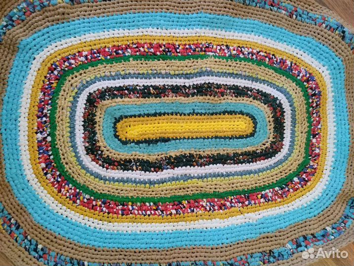 Коврик ручной работы