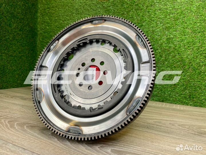 Двухмассовый маховик VAG 1.8 TSI DSG7 (8 / 132)