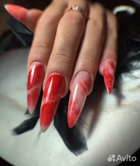 Мастер маникюра