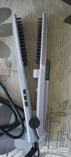 Выпрямитель для волос новый