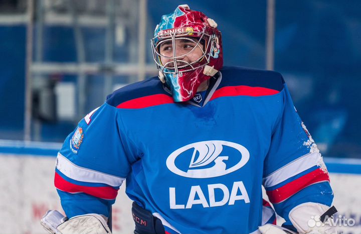 Тренер по хоккею