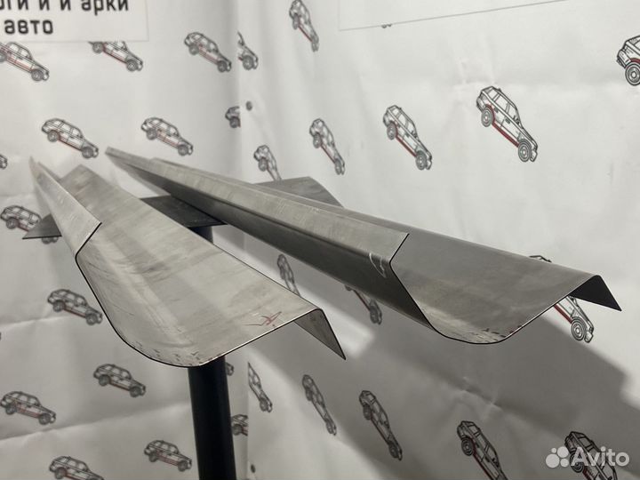 Toyota Carina E ремкомплект порога комплект