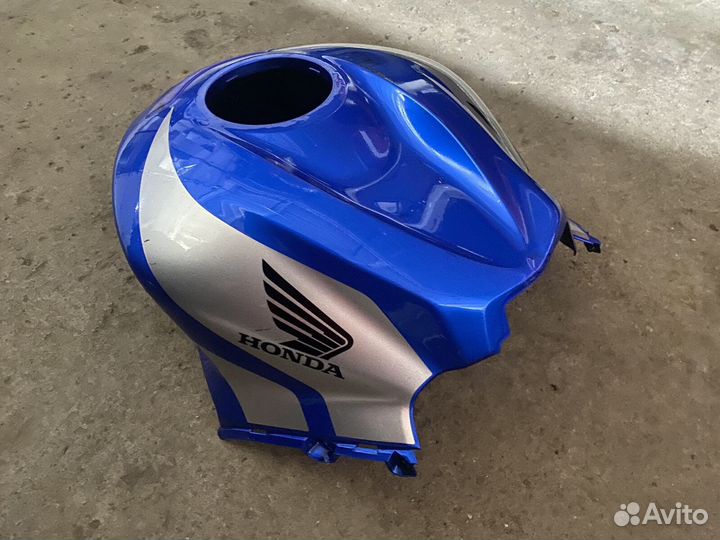 Накладка на бак Honda CBR 600 RR 08-11 г