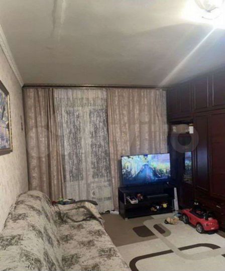 2-к. квартира, 47 м², 3/9 эт.