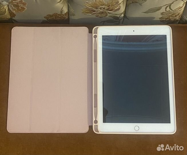 Планшет apple iPad A 1674