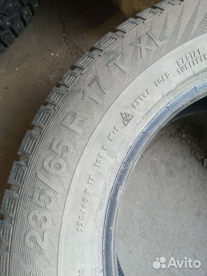 Gislaved Soft Frost 200 SUV 235/65 R17