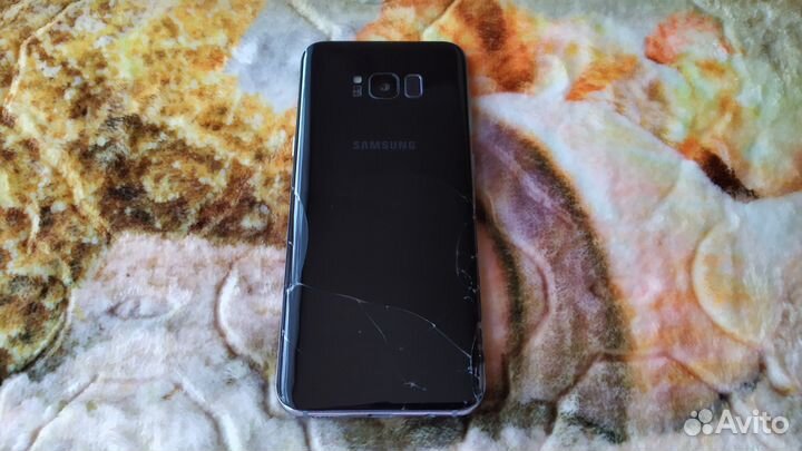 Samsung Galaxy S8+, 4/64 ГБ