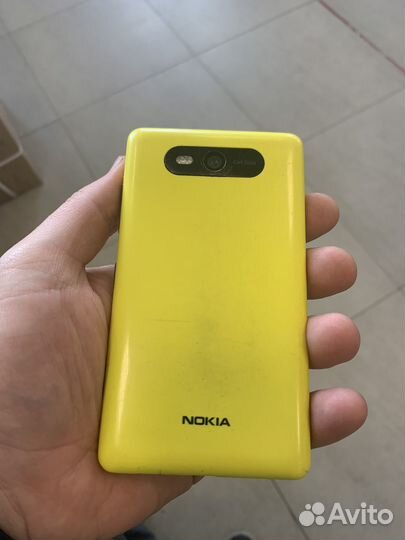 Nokia lumia 820 windows 8.1