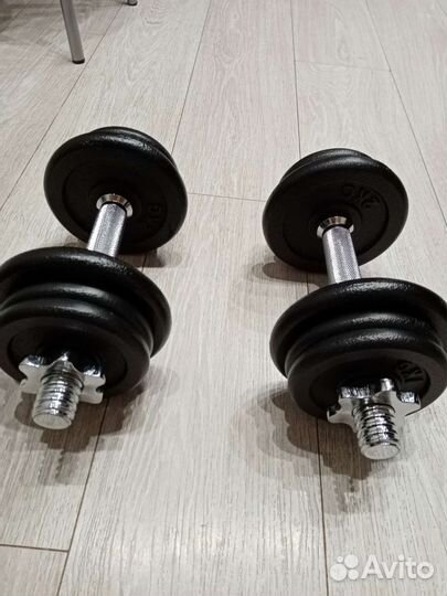 Продам новые гантели по 10 кг. Цена за пару