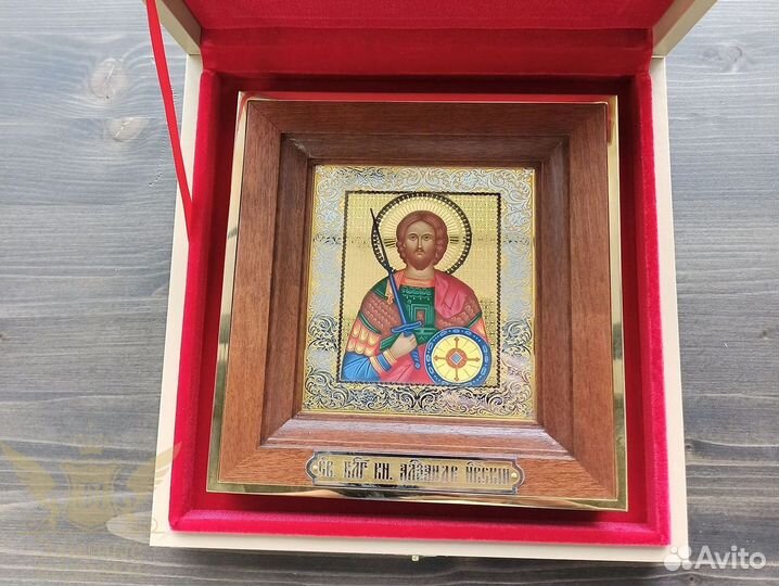 Коллекционный подарок для верующего