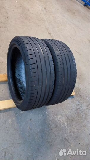Michelin Pilot Sport 4 215/45 R18 93Y
