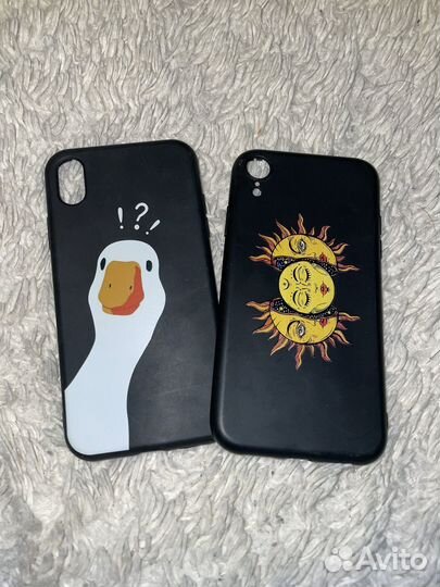 Чехлы на телефон iPhone XR