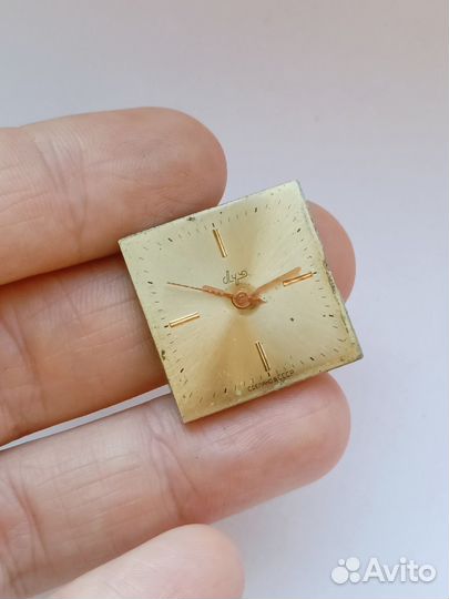 Часы СССР луч 2209 механизм 23 камня
