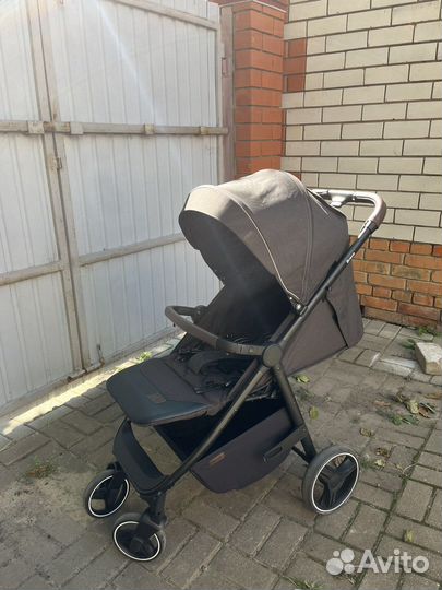 Прогулочная коляска бу