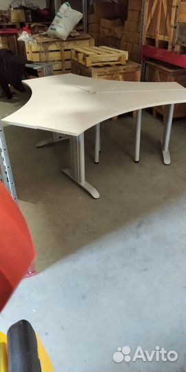 Стол офисный/компьютерный