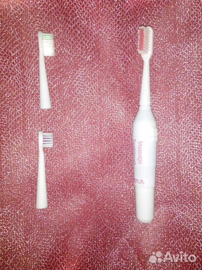 Зубная щетка