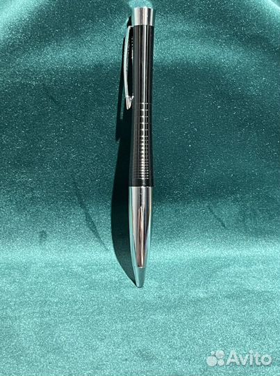 Шариковая ручка Parker Urban Premium