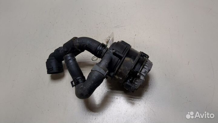 Насос водяной Audi A7 2018, 2019