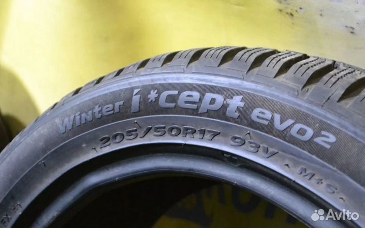 Hankook Winter I'Cept Evo2 W320 205/50 R17