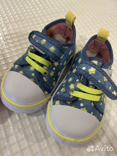 Обувь для девочки