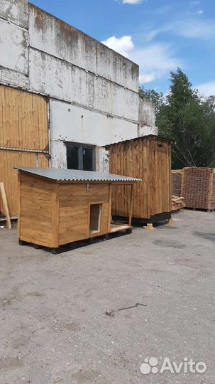 Собачьи будки, дачные туалеты, деревянные вазоны