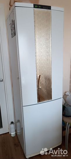 Холодильник бу Атлант