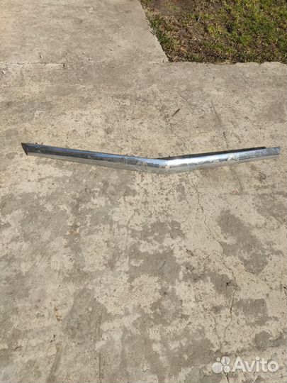 Накладка хромированная на капот газ 21