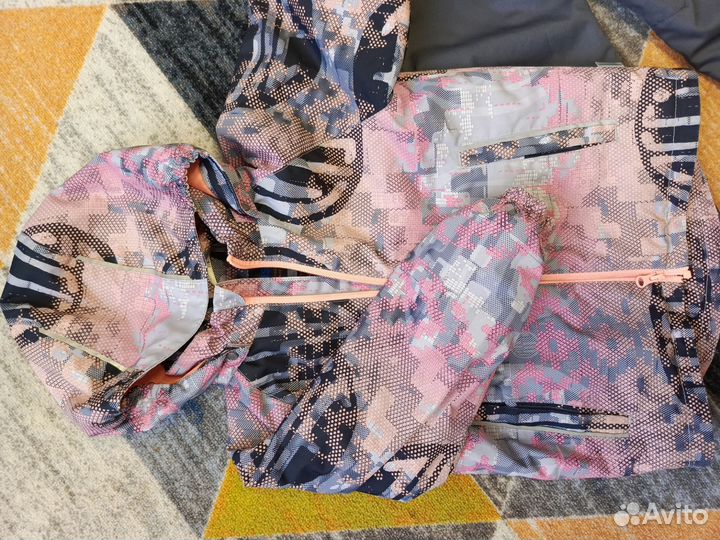 Демисезонный костюм для девочки 116