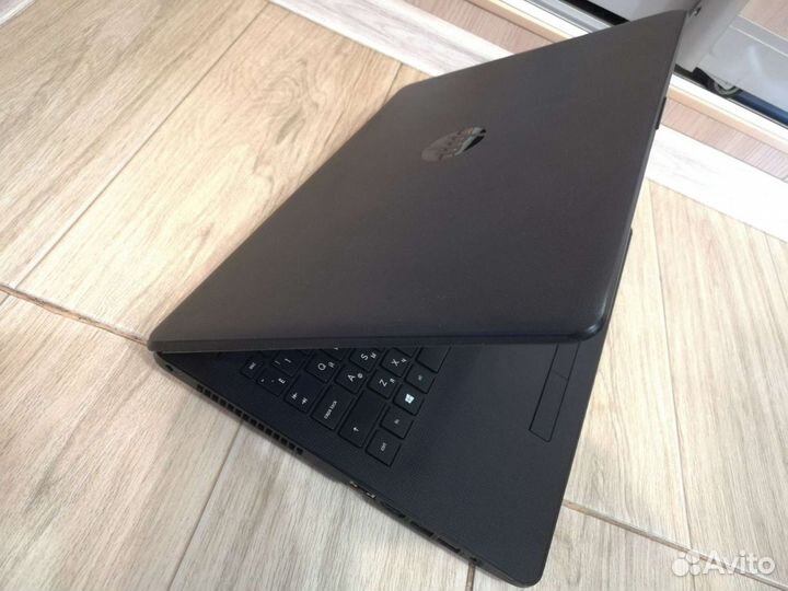 Игровой HP iPS/Radeon R5/SSD128