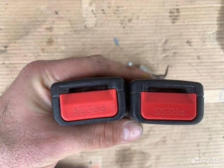 Замок ремня безопасности передний Hyundai Getz