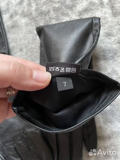 Перчатки женские кожаные новые Fabretti