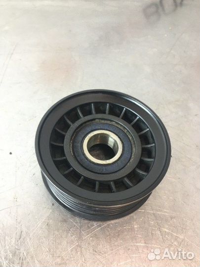 Ролик обводной Mercedes S-Class W221 M276 3.5I