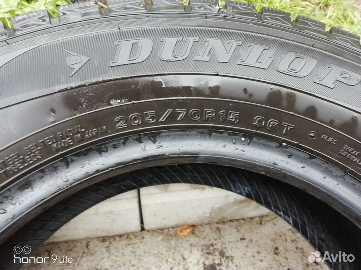 Dunlop Winter Maxx 205/75 R15 96T
