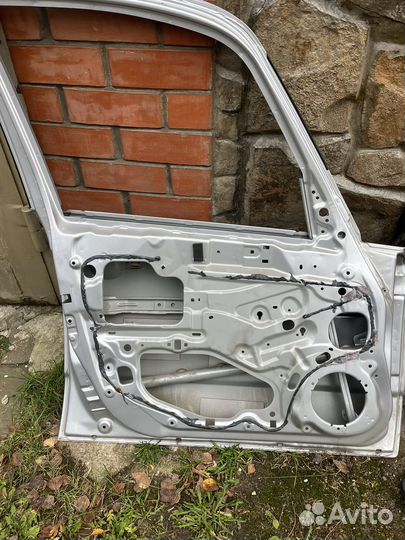 Дверь suzuki sx4