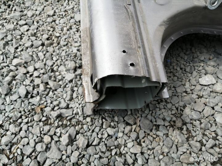 Порог левый Toyota Verossa